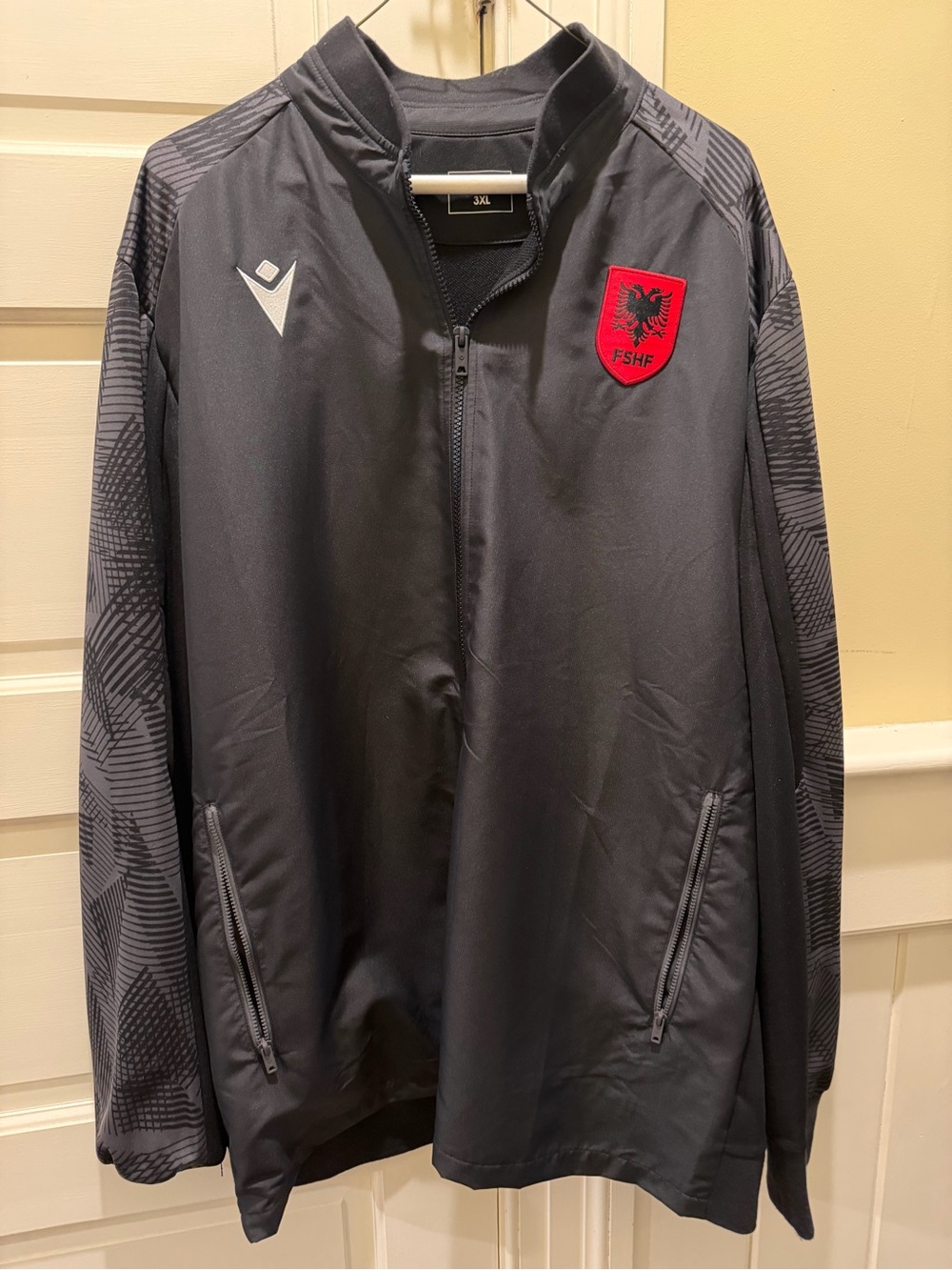 MACARON Men's Gray Windbreaker with Red Crest Patch
